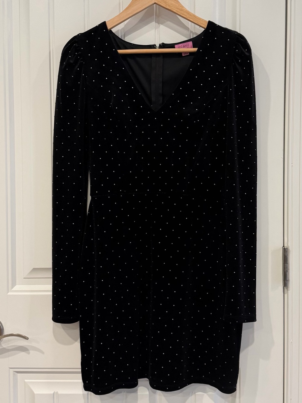 Velvet Long-Sleeve V-Neck Mini Dress with Silver dots - Black